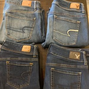 4 pair American Eagle Jeans